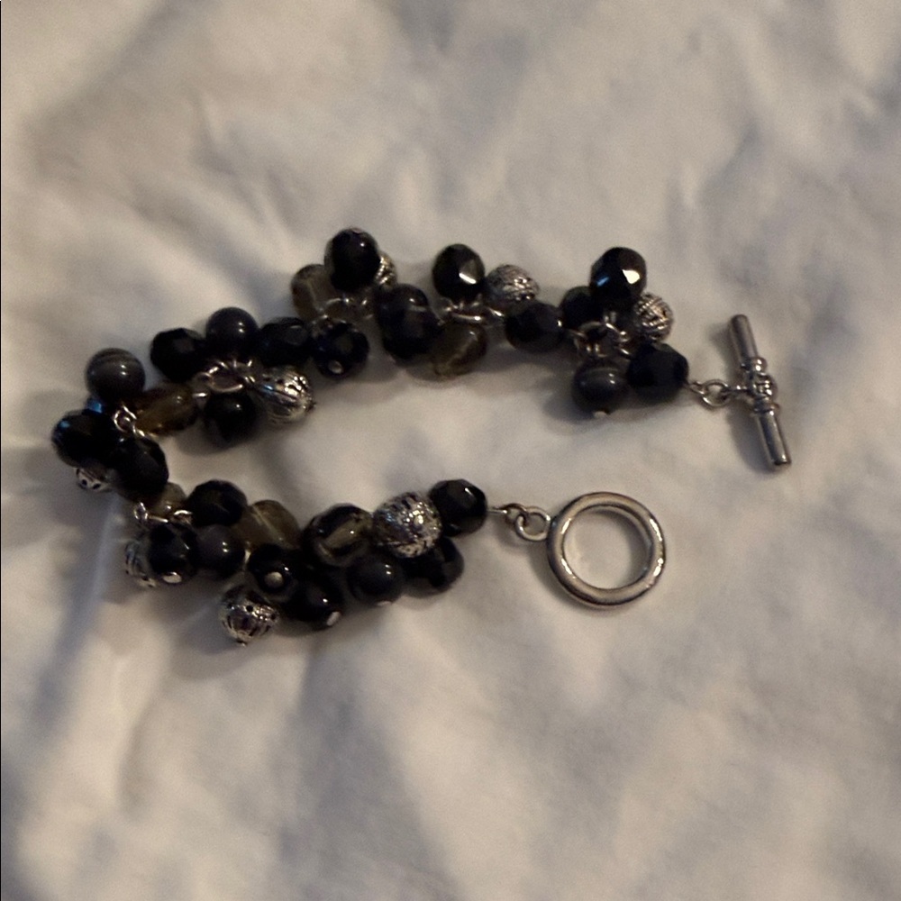 Ralph Lauren Black Cluster Bead‎ Toggle Bracelet - Picture 4 of 5